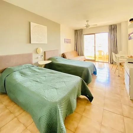 Apartment Ocean View In Cristianos,heated Pool Los Cristianos (Tenerife)